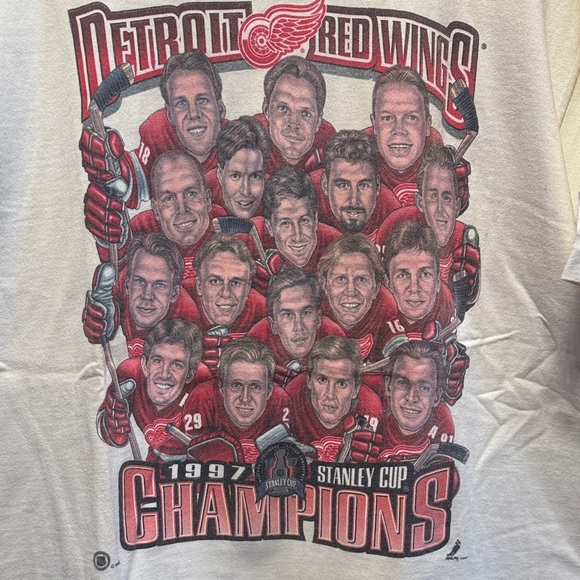 Detroit Red Wings Vintage 1997 Champions Tee - Picture 2 of 8